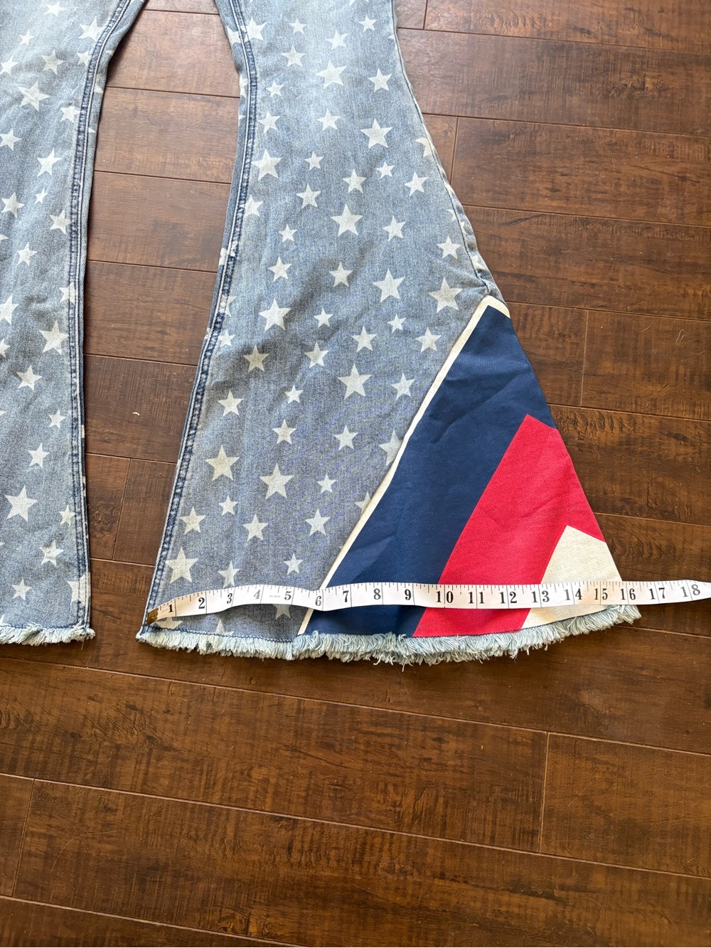 Rock n Roll Americana Star print denim bell bottom jeans - Picture 6 of 13